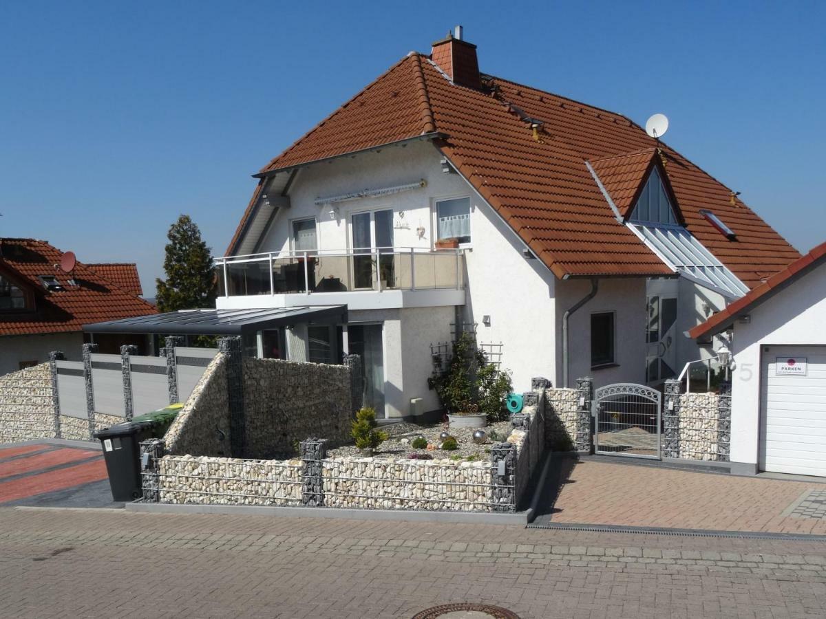 Pension Und Apartment Landhaus Fricke Calden Exterior foto